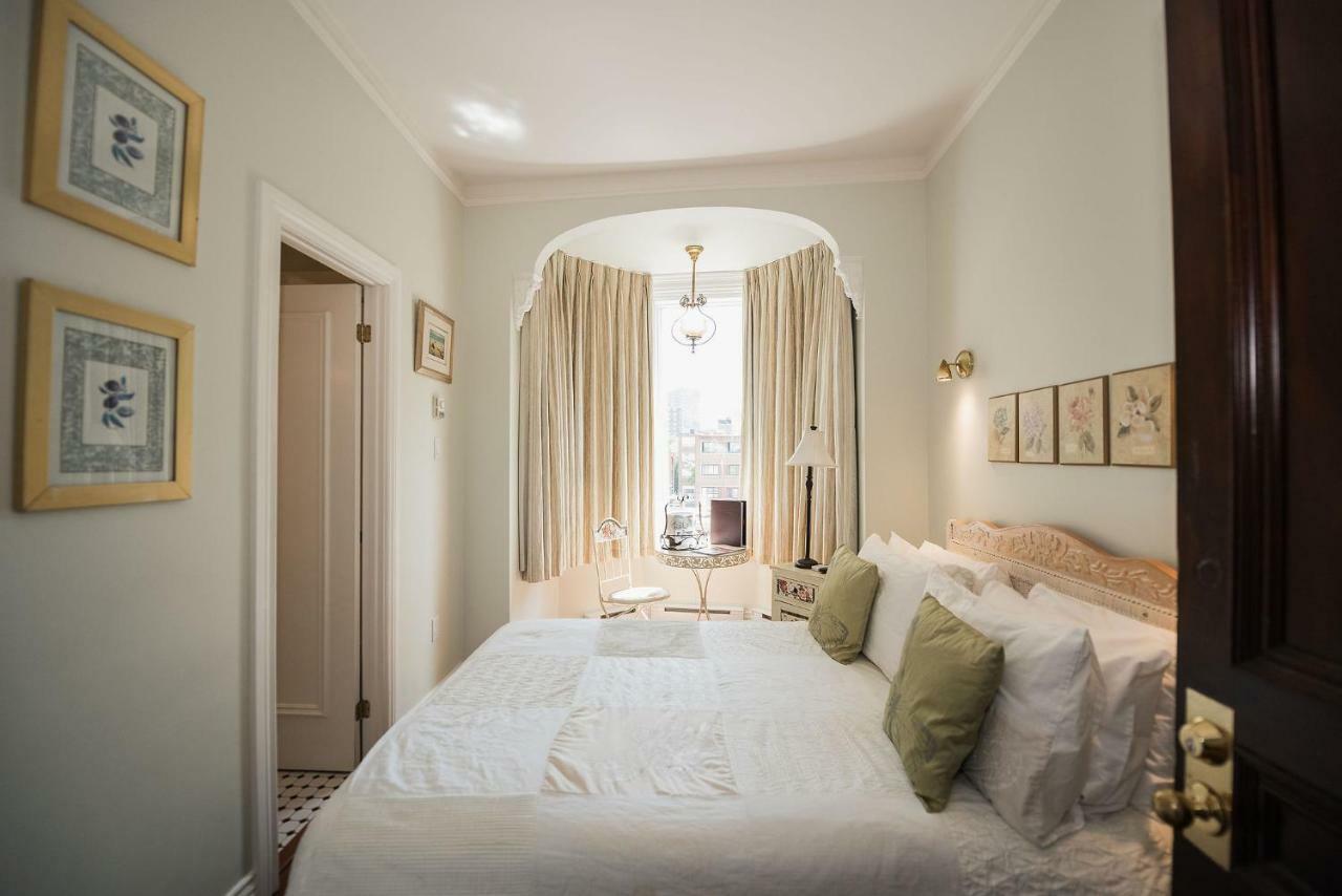 Single Room,835520312:JPEG