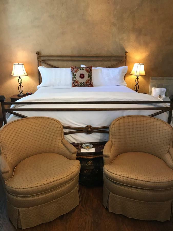 King Suite with Spa Bath
