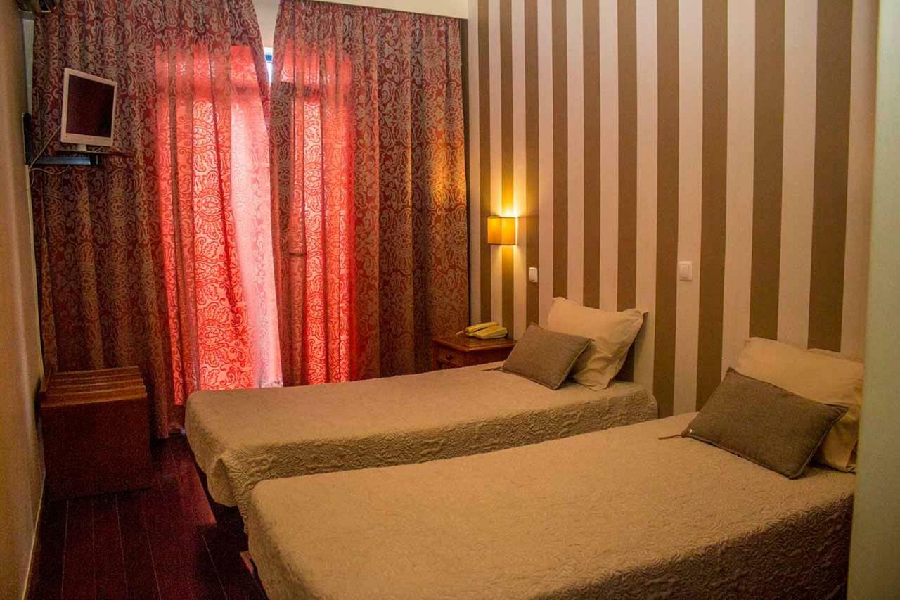 Quarto Twin