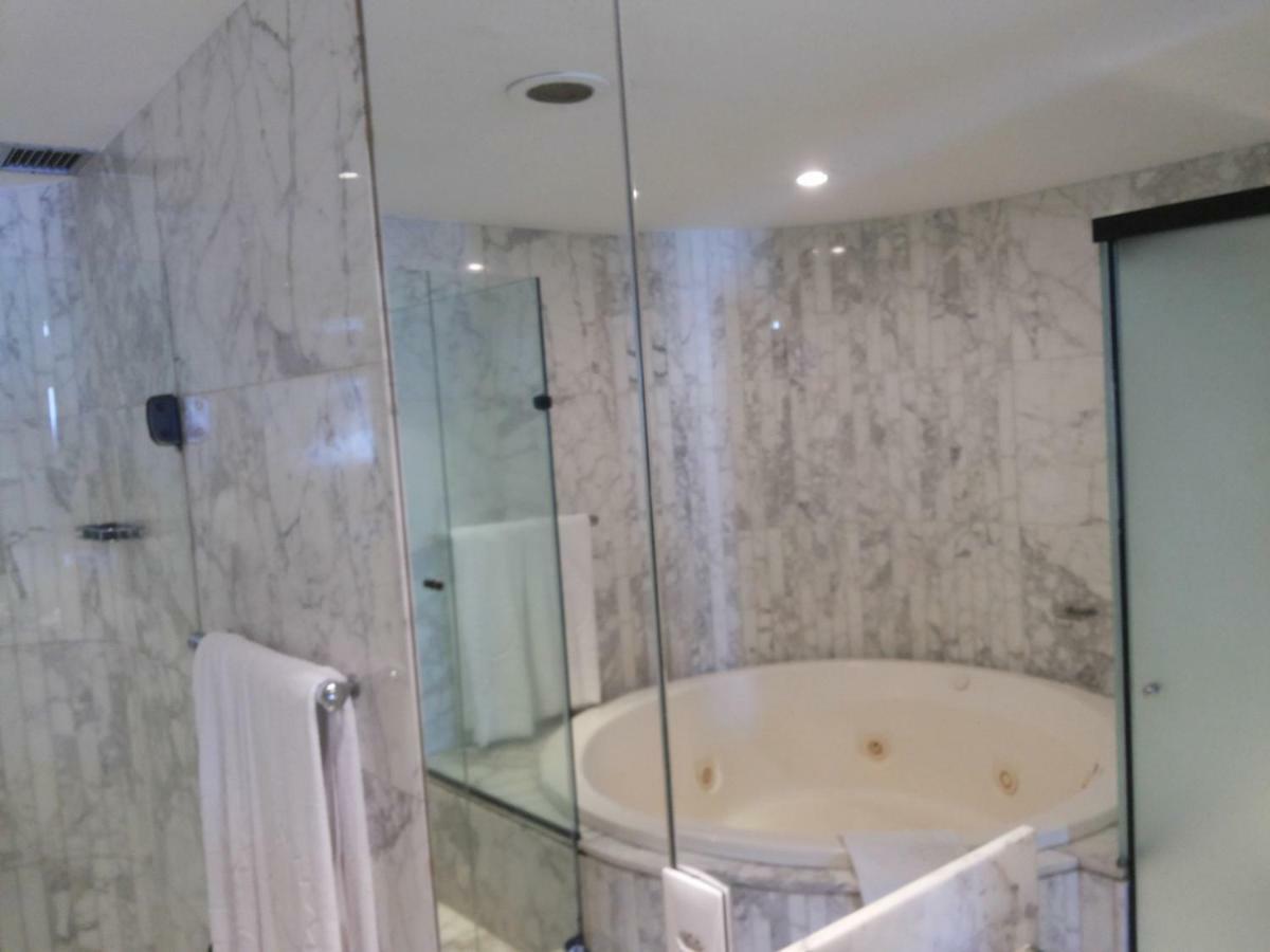 Presidential Suite,1220675662:JPEG