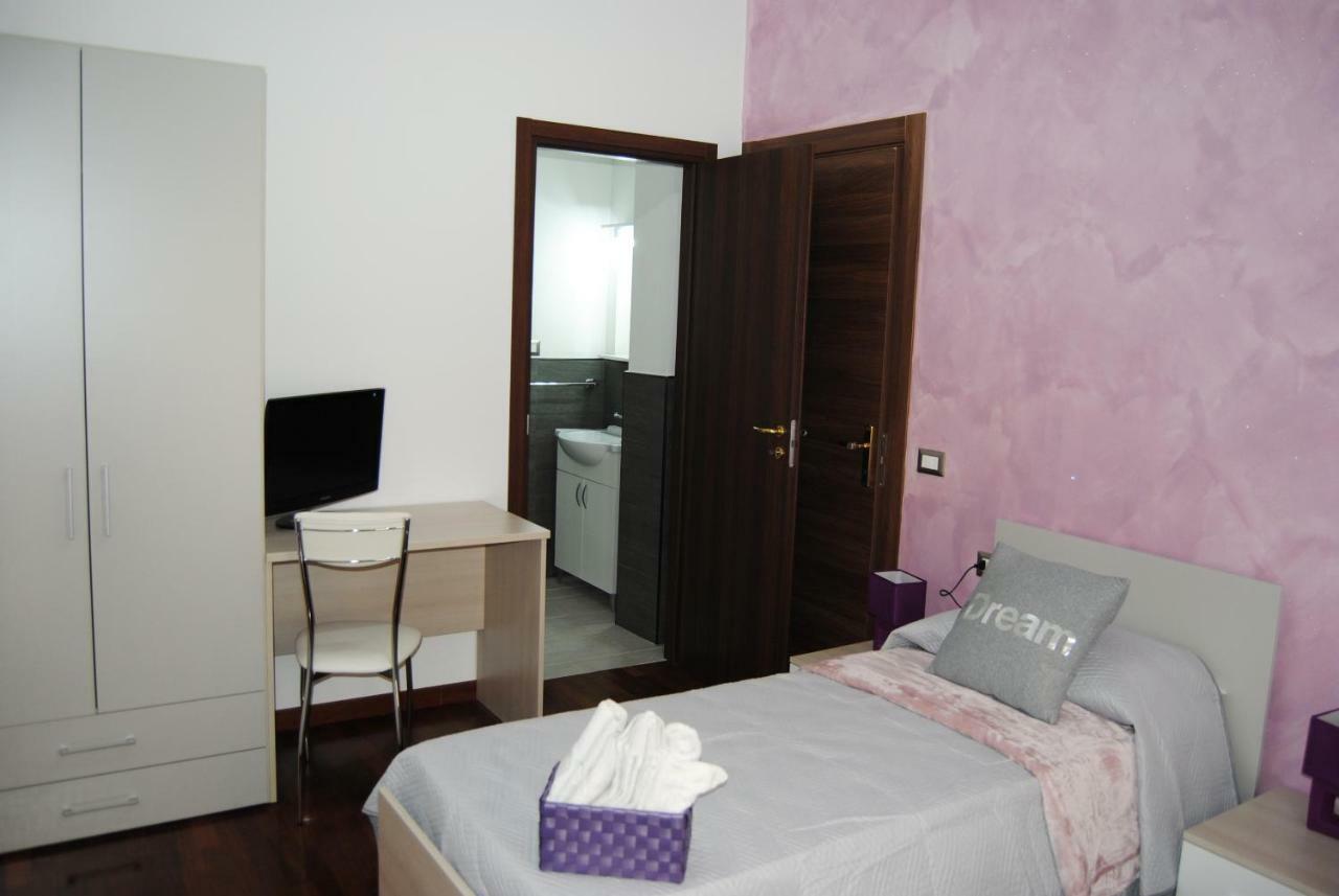 Doppel-/Zweibettzimmer mit eigenem Bad
