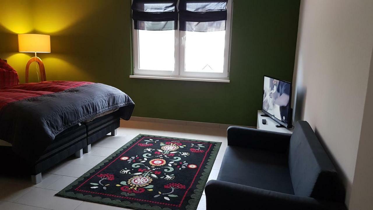 Apartment Ground Floor,855670775:JPEG