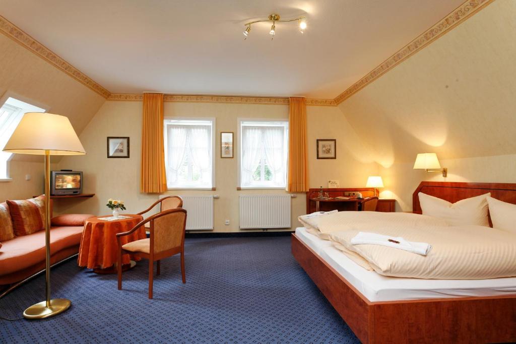 Double Room,115061609:JPEG