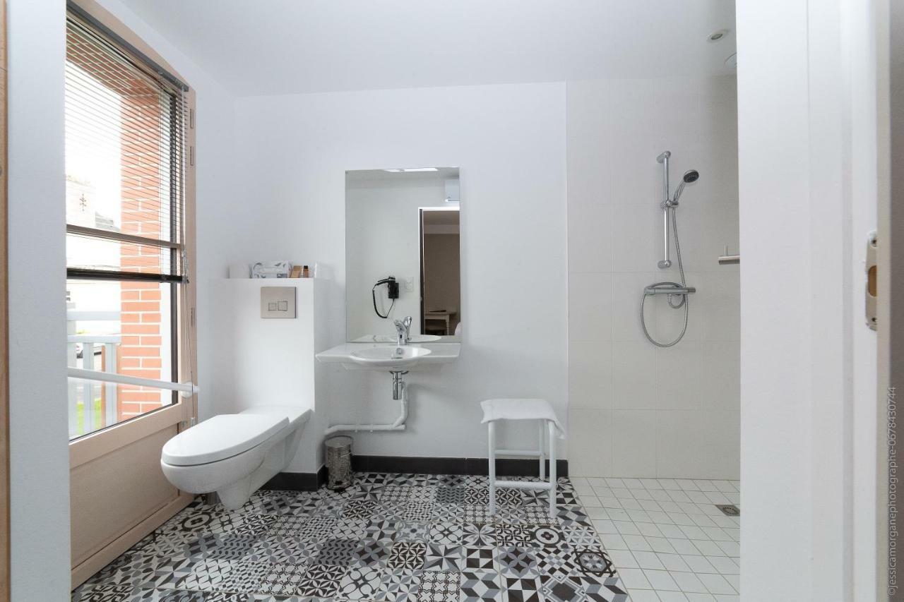 Chambre Double - Accessible aux Personnes à Mobilité Réduite