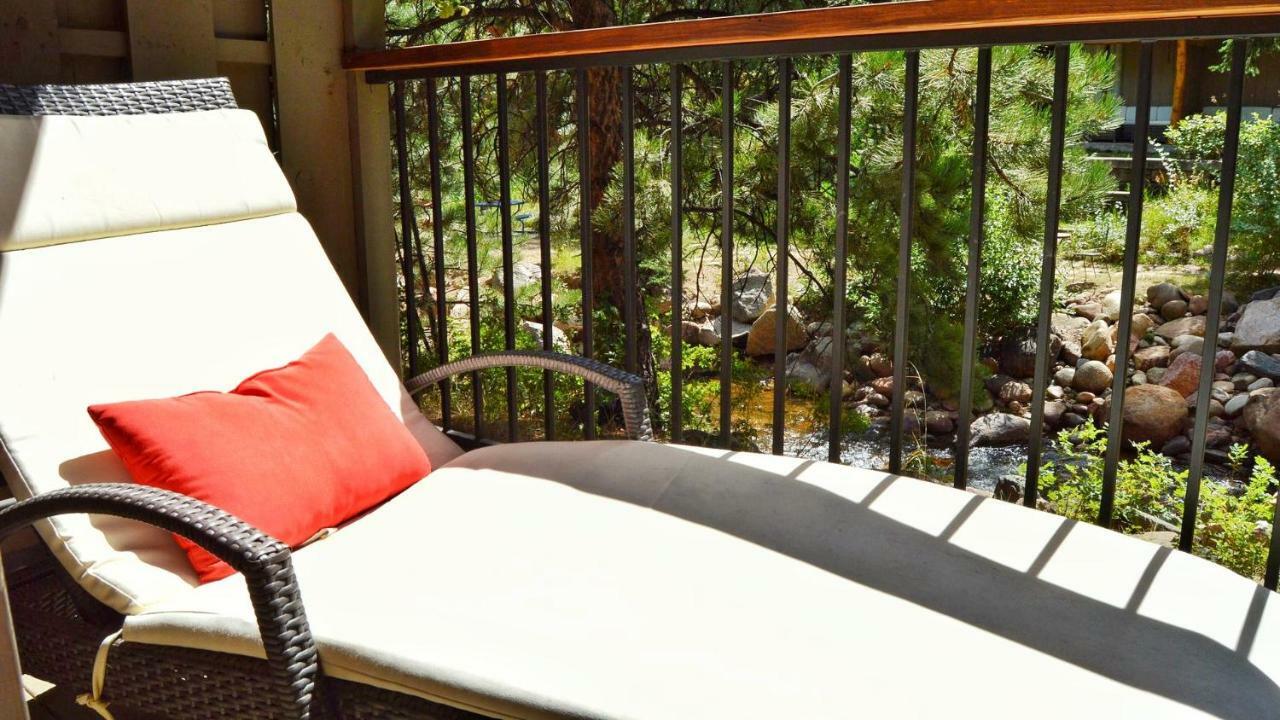 Deluxe Double Queen Room with River View