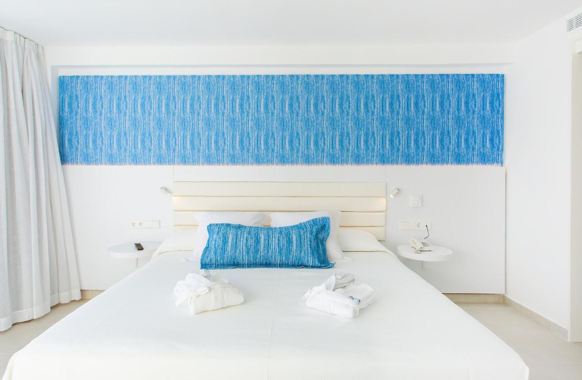 Chambre Premium avec Vue sur la Piscine