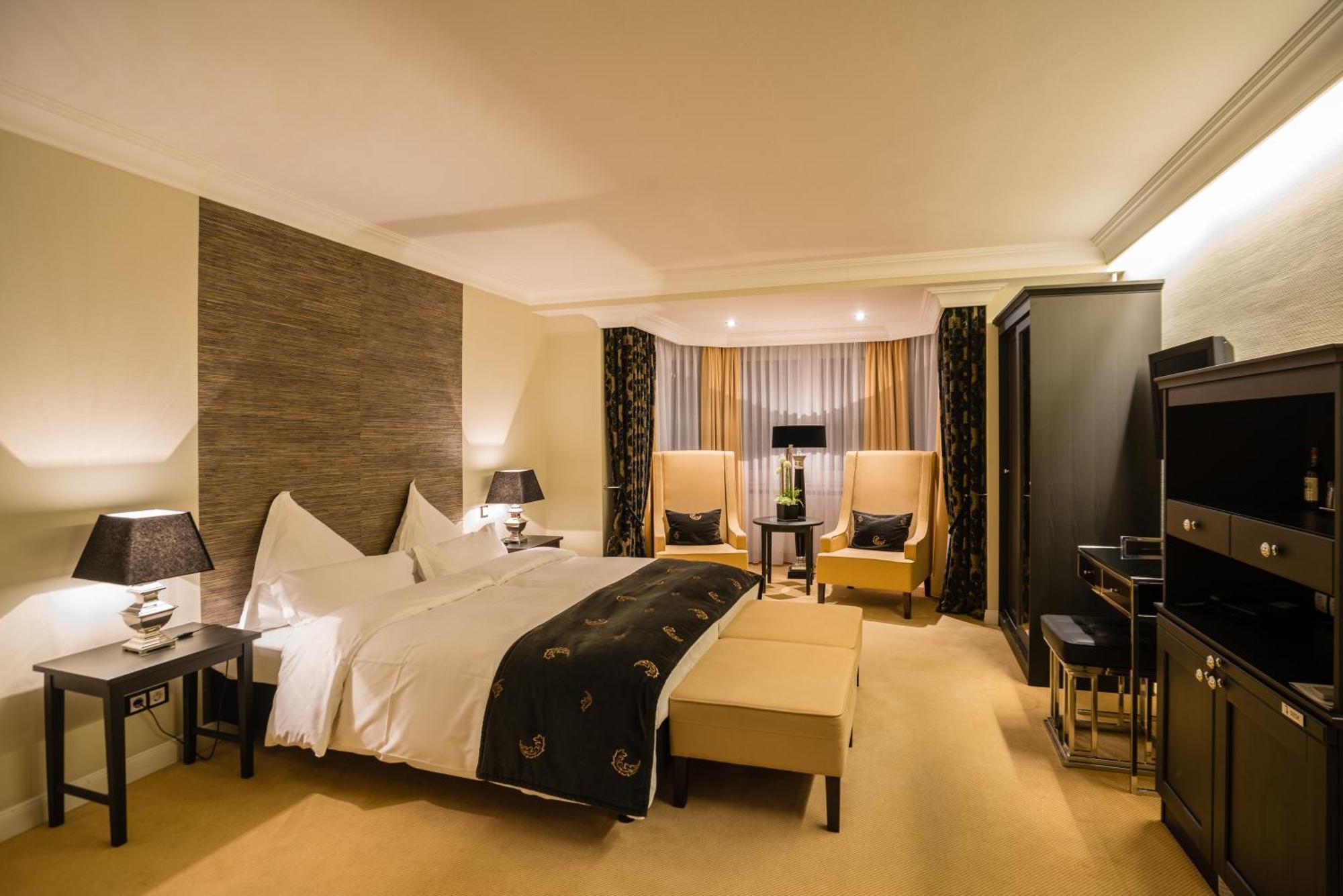 Deluxe Doppelzimmer mit Kingsize-Bett