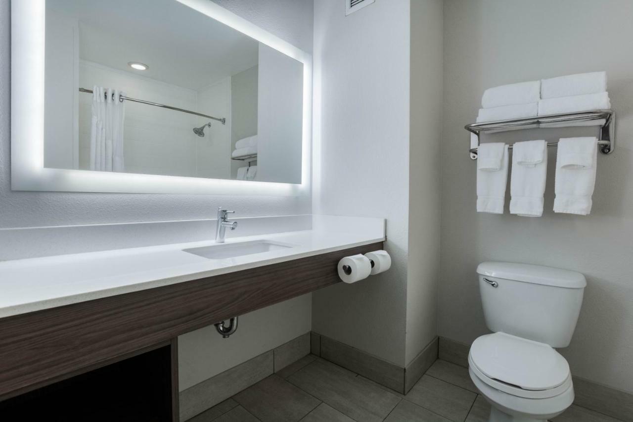 Suite - Mobility Access/Hearing Accessible