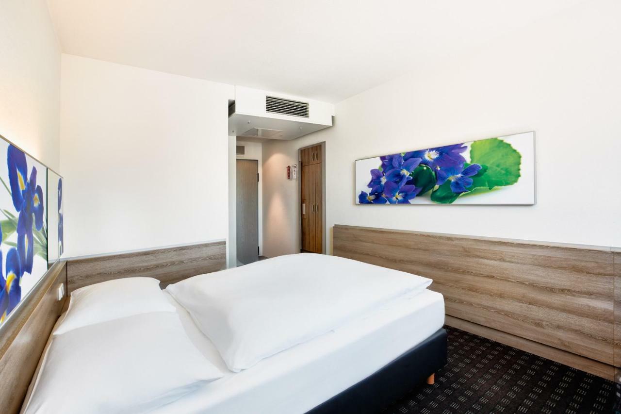 Zimmer mit Queensize-Bett