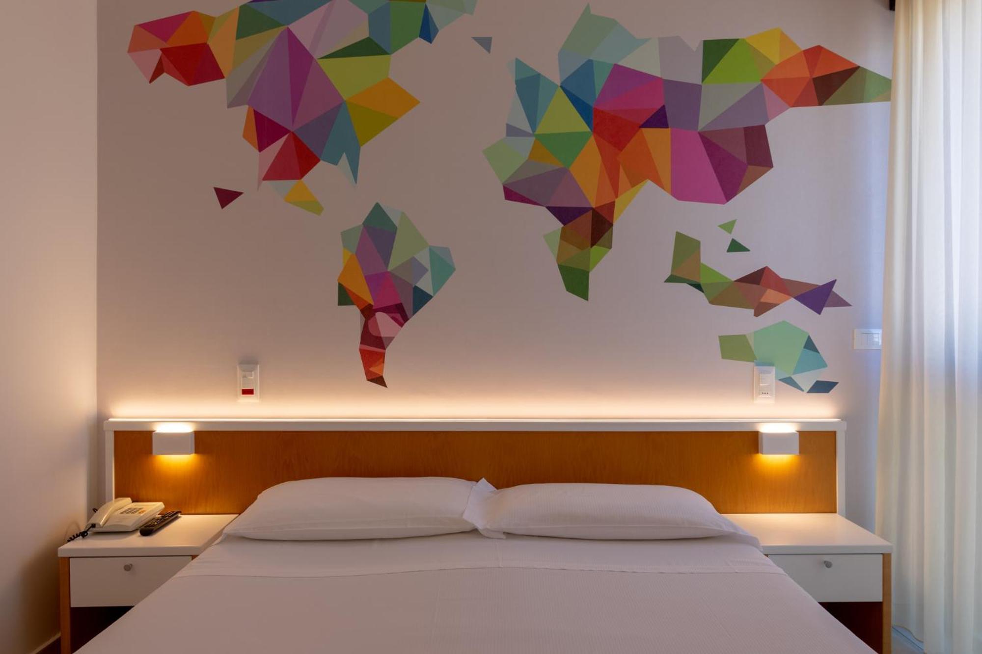 Double Room with Balcony,1580352153:JPEG