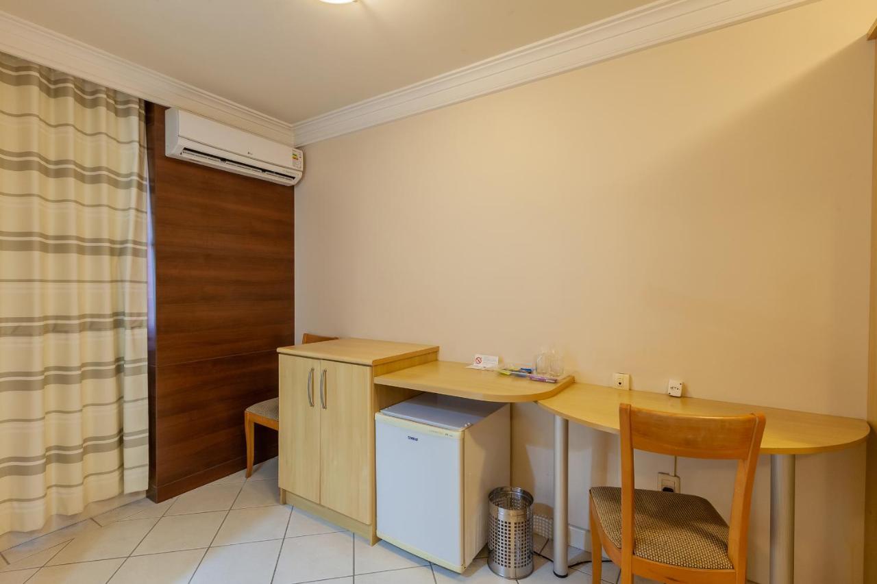 Quarto Duplo Standard