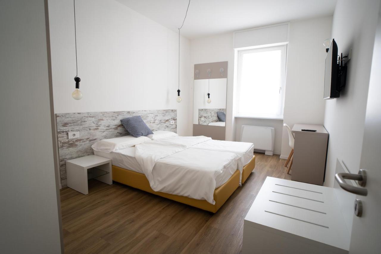 Appartamento con 2 Camere da Letto e Vista Giardino