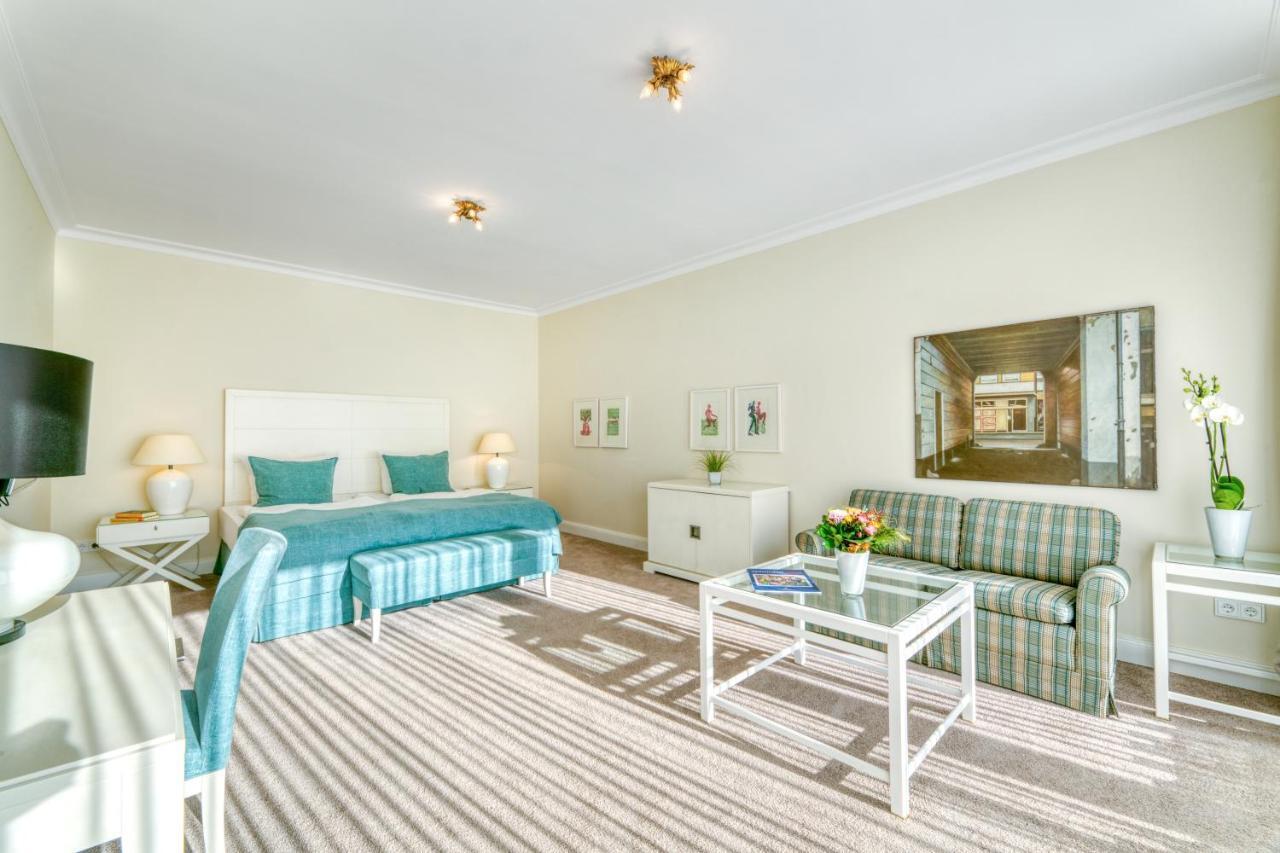 Deluxe Apartment,1189138258:JPEG