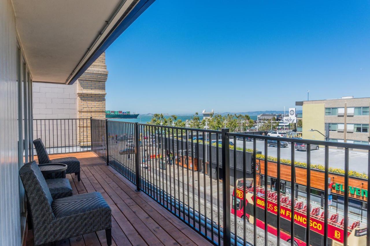 Penthouse Suite