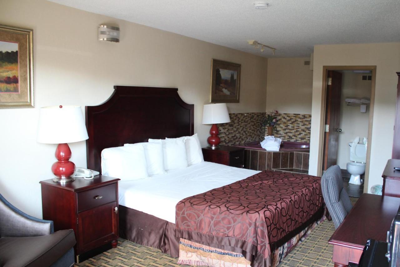 King Room with Spa Bath