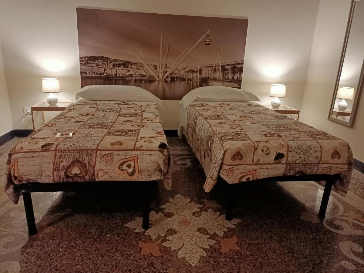 Doppel-/Zweibettzimmer mit Gemeinschaftsbad