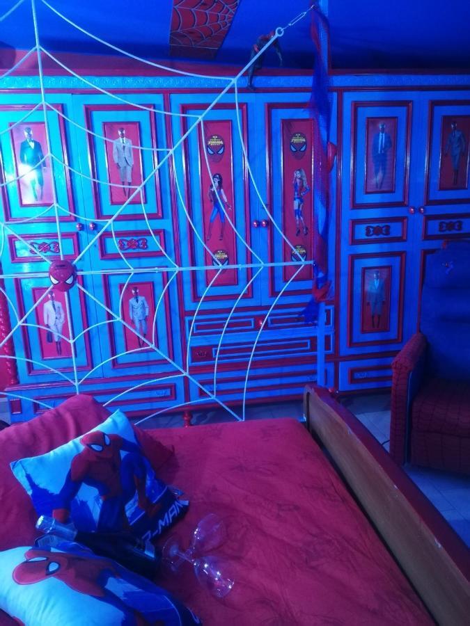 Kamer met Kingsize bed en Bubbelbad