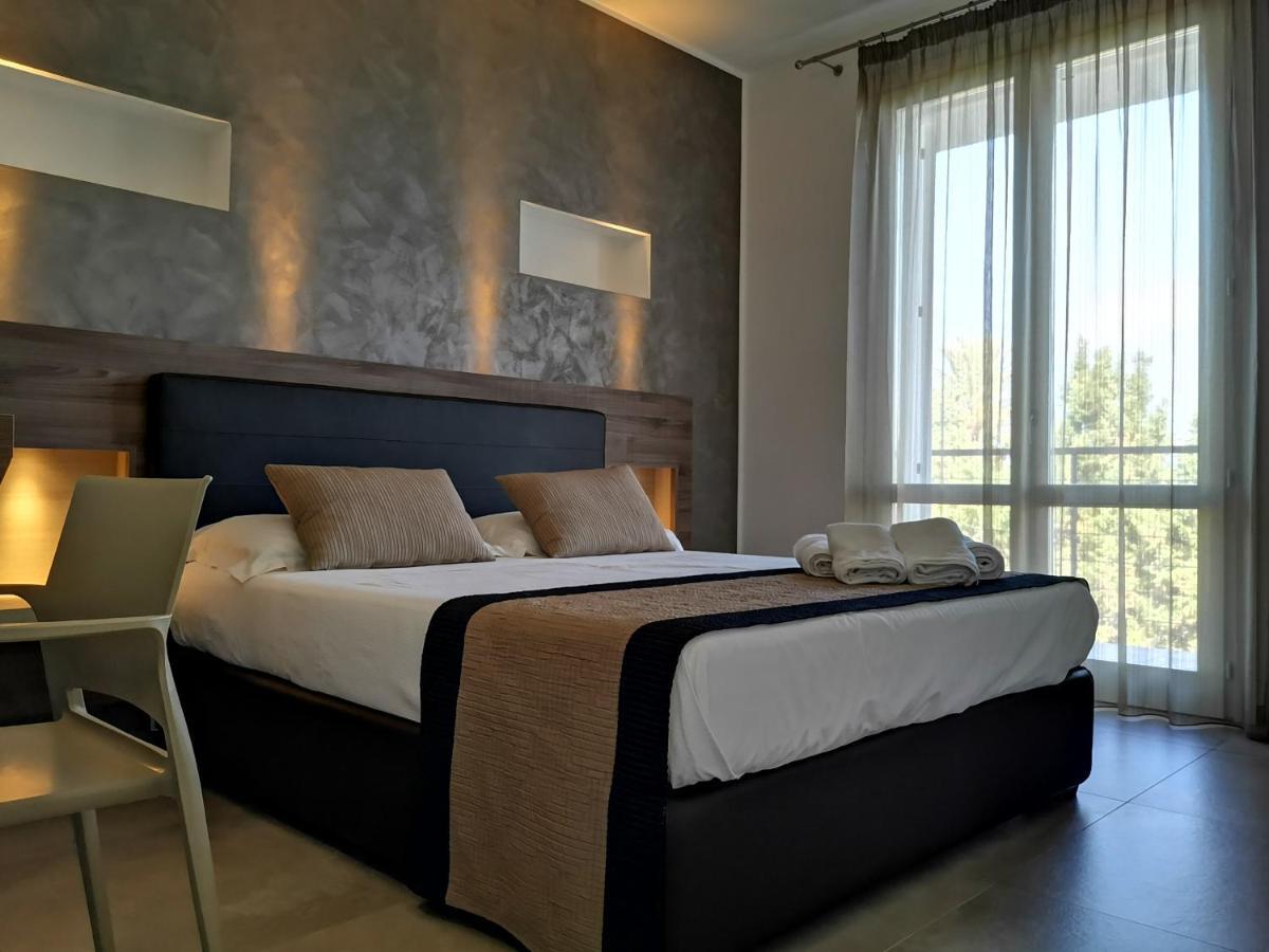 Double Room with Sea View,411050613:JPEG