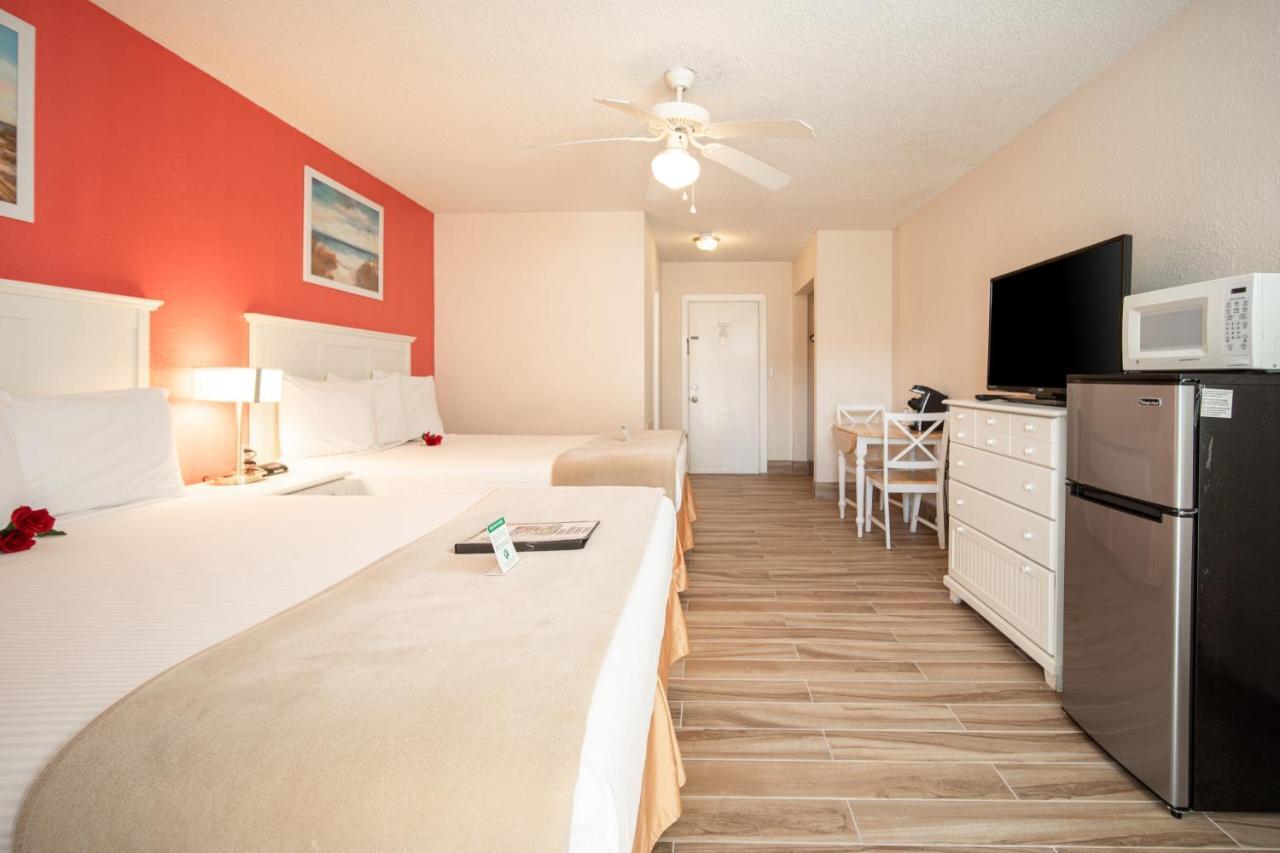 Standard Room With Two Queen Beds - Non-Smoking,1589492533:JPEG