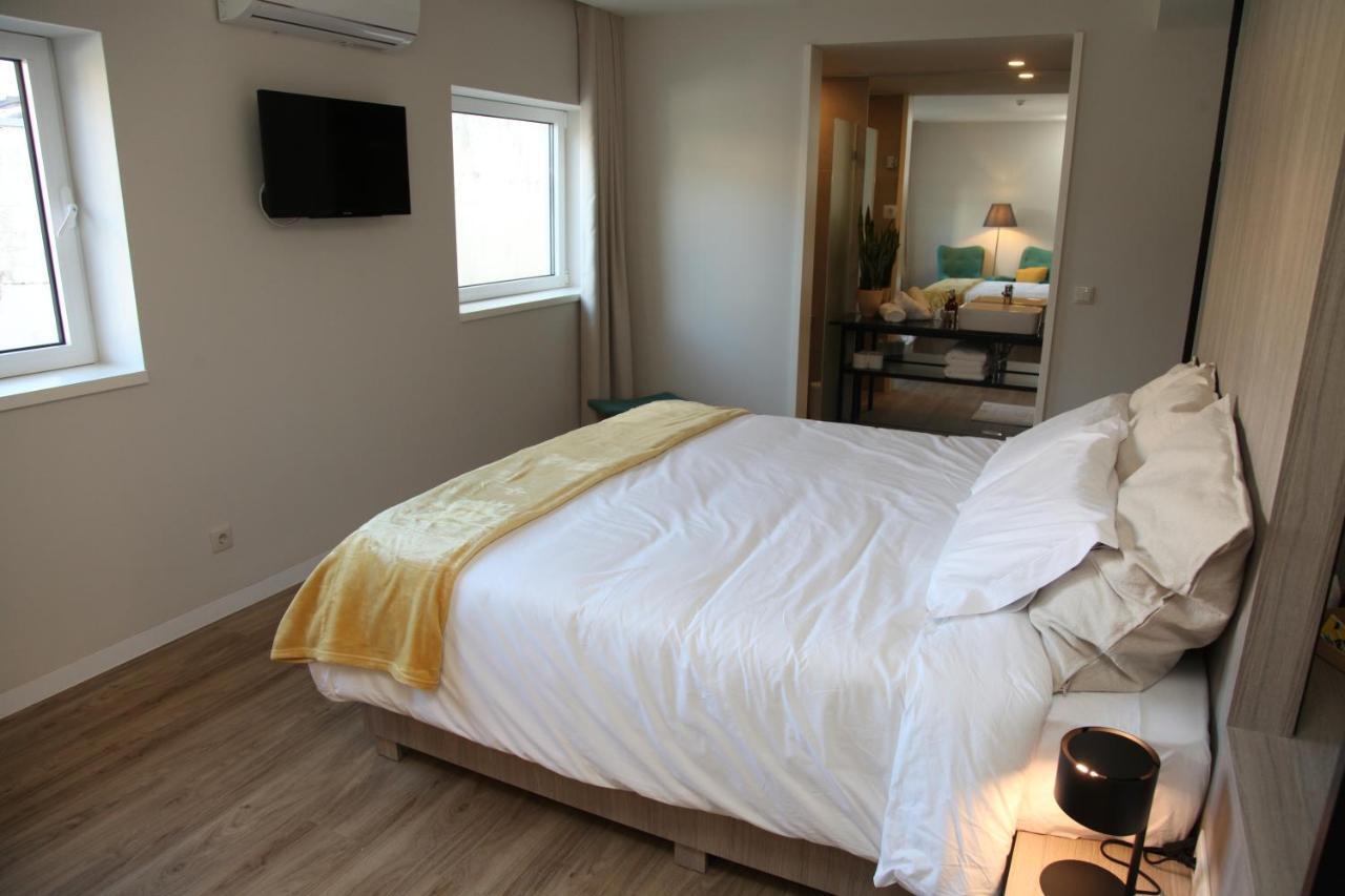 Deluxe Suite,947529373:JPEG