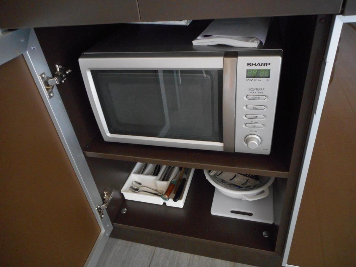 One-Bedroom Apartment,952122460:JPEG