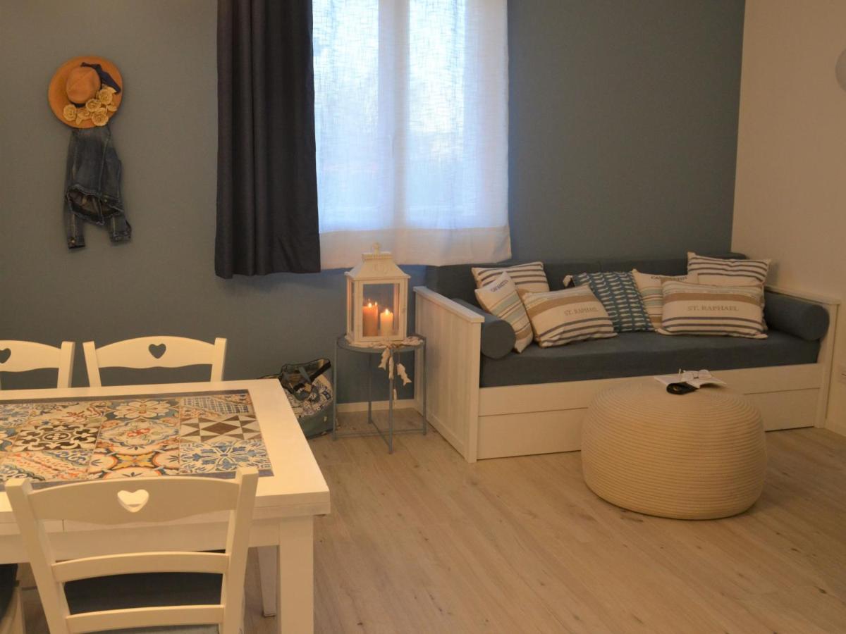 Apartment mit Terrasse