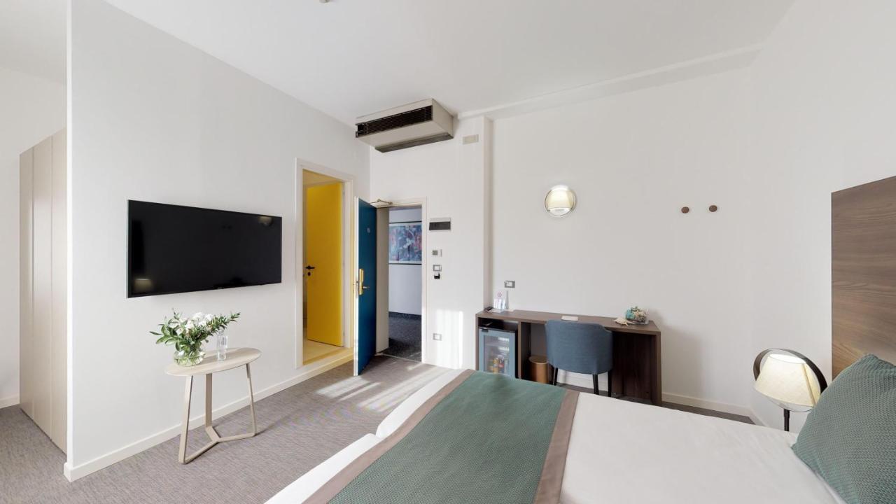 Camera Deluxe Matrimoniale/Doppia con Letti Singoli