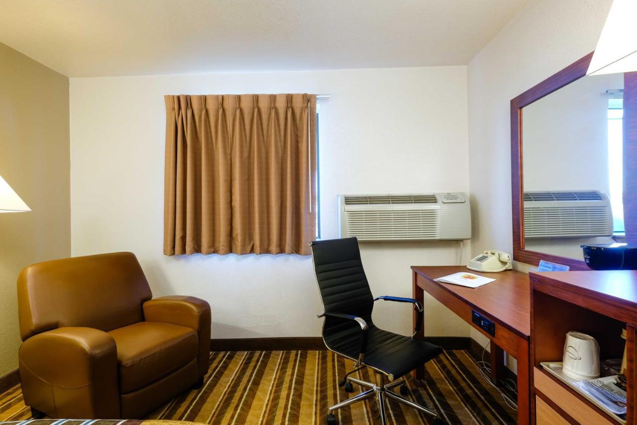 King Room - Non-Smoking