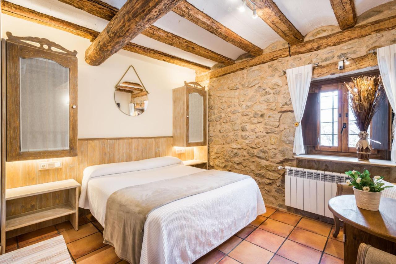 Habitación Doble con vistas a la montaña