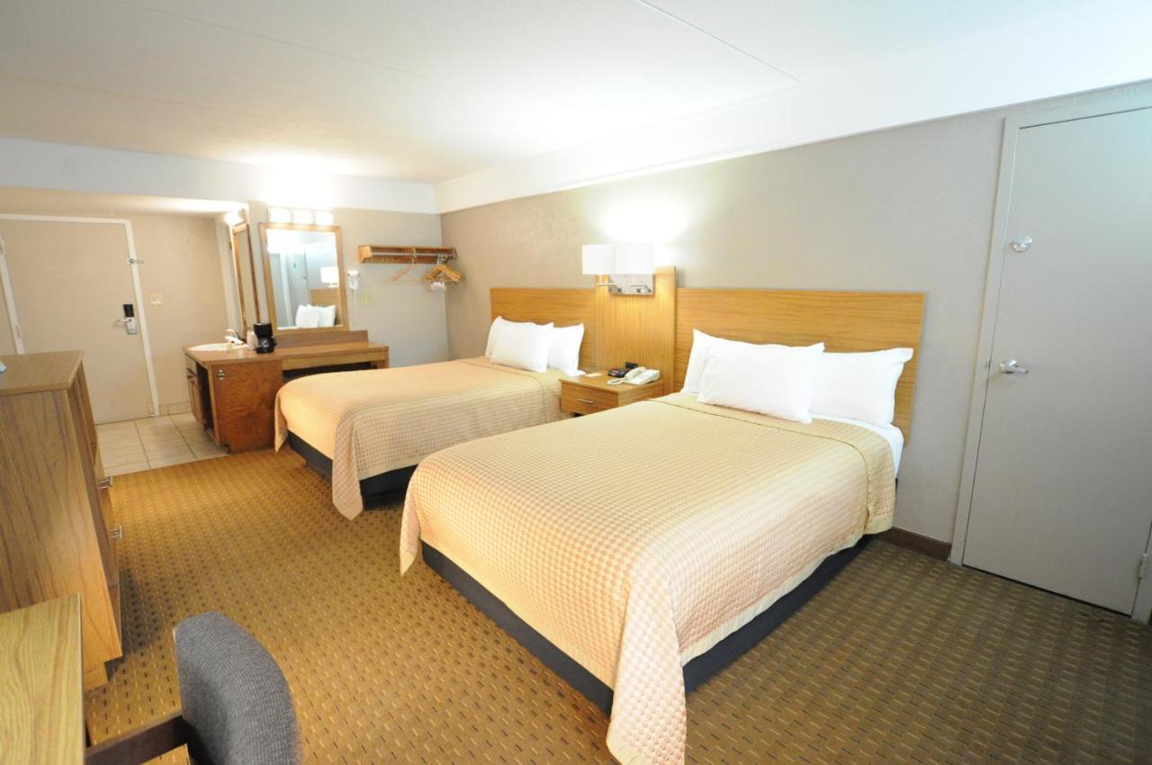 Double Room with Balcony - No Pets,1307760991:JPEG