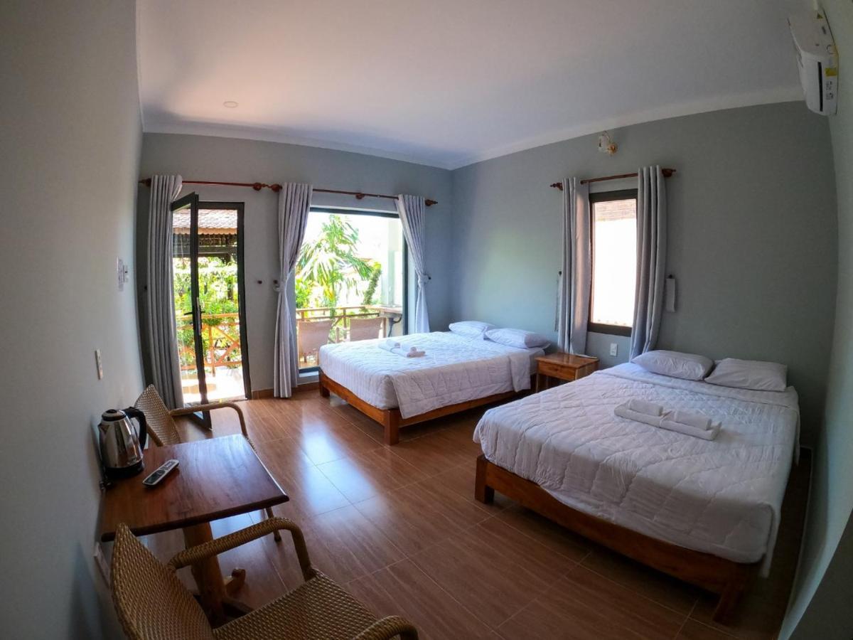 Quadruple Room Balcony,978826369:JPEG