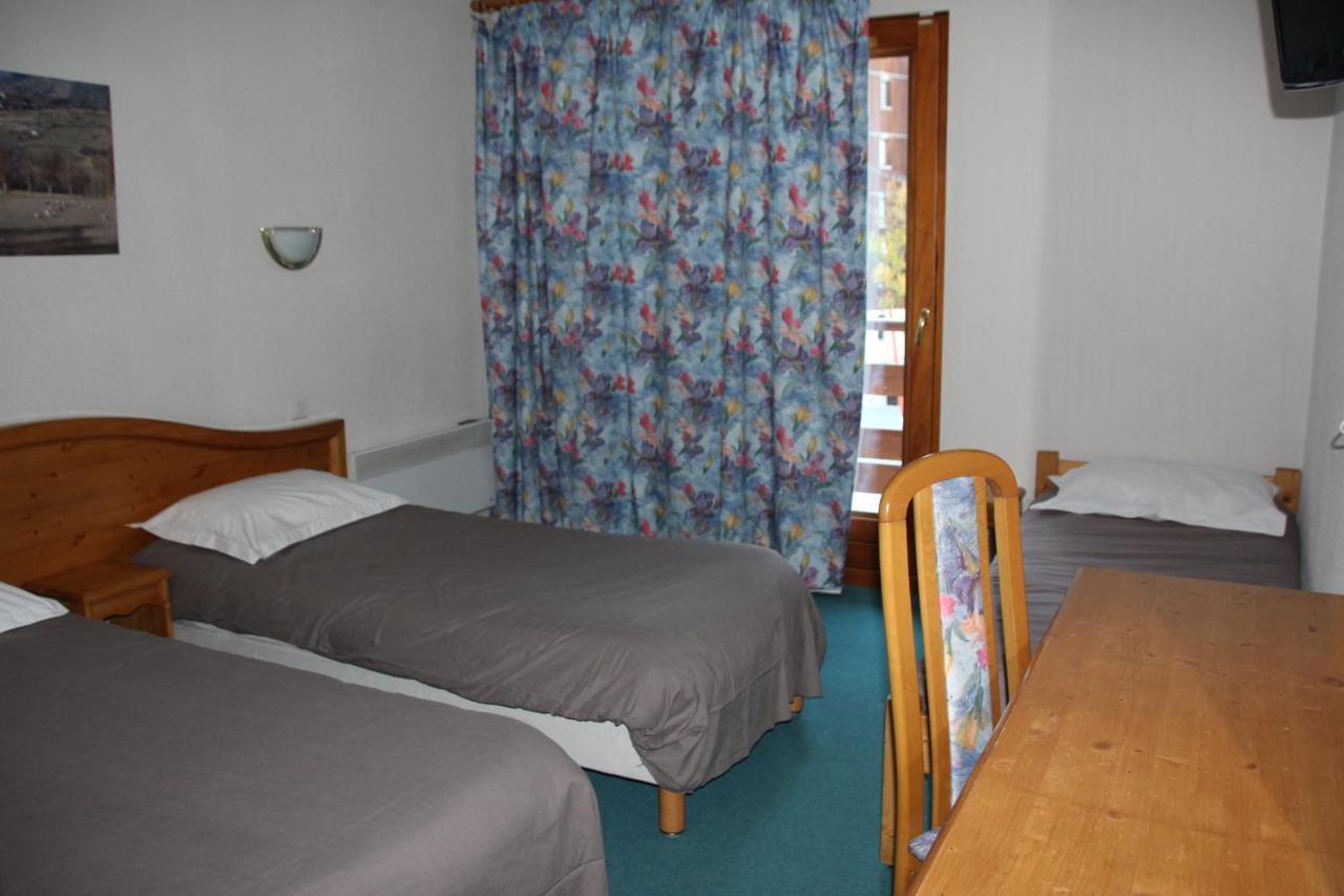 Standard Triple Room,977098702:JPEG