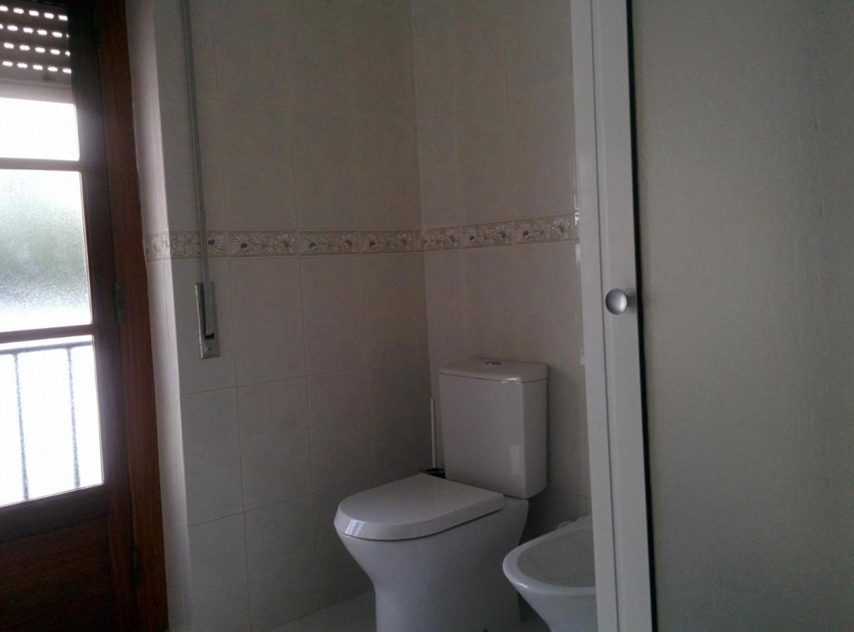 Quarto Duplo com Casa de Banho Partilhada