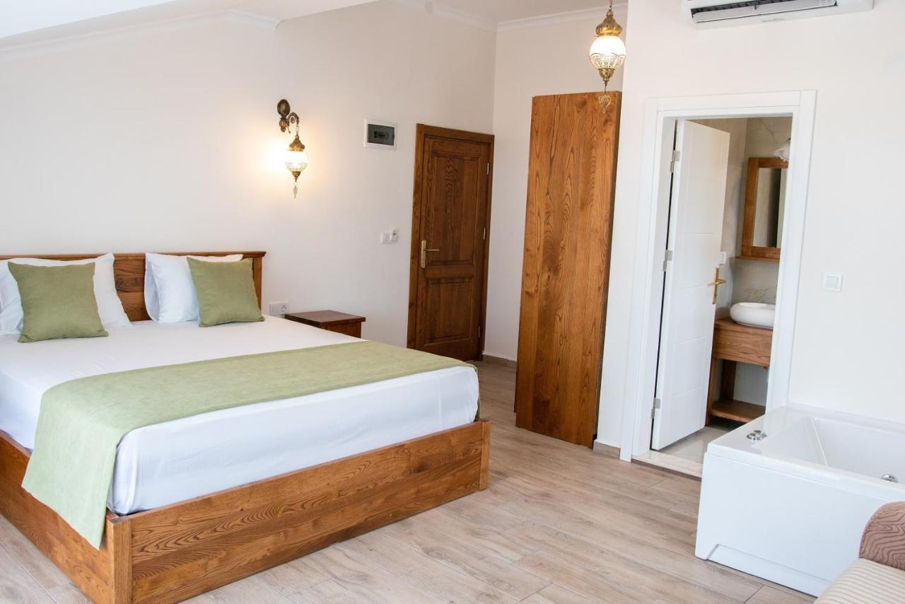 Deluxe Doppelzimmer mit Bad