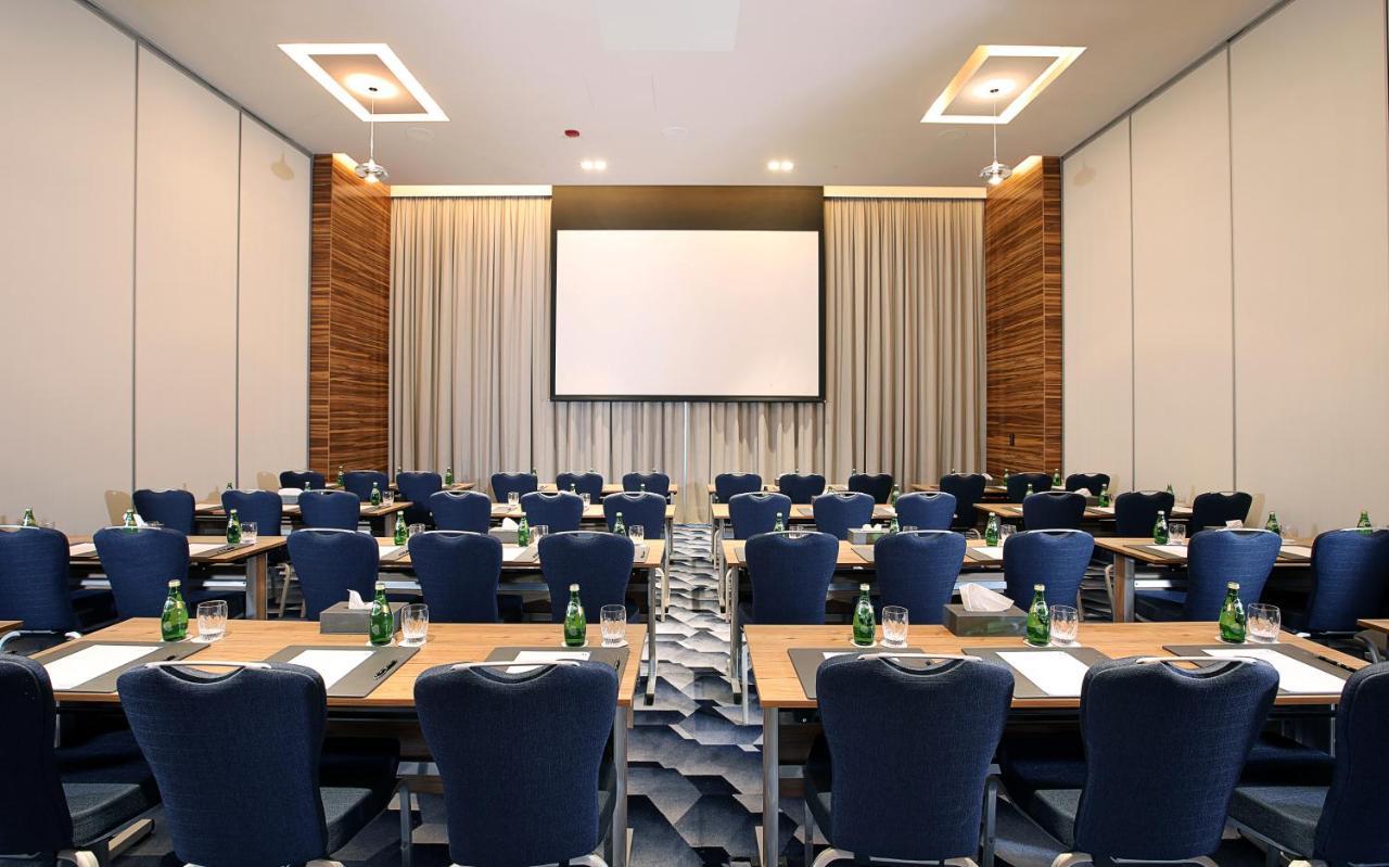 Executive Suite - Gratis Luxe Transfers naar Jumeirah Beach en Mall of Emirates