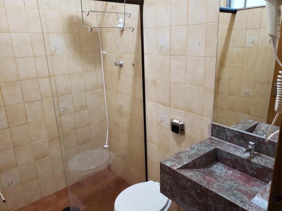 Quarto Quádruplo Standard