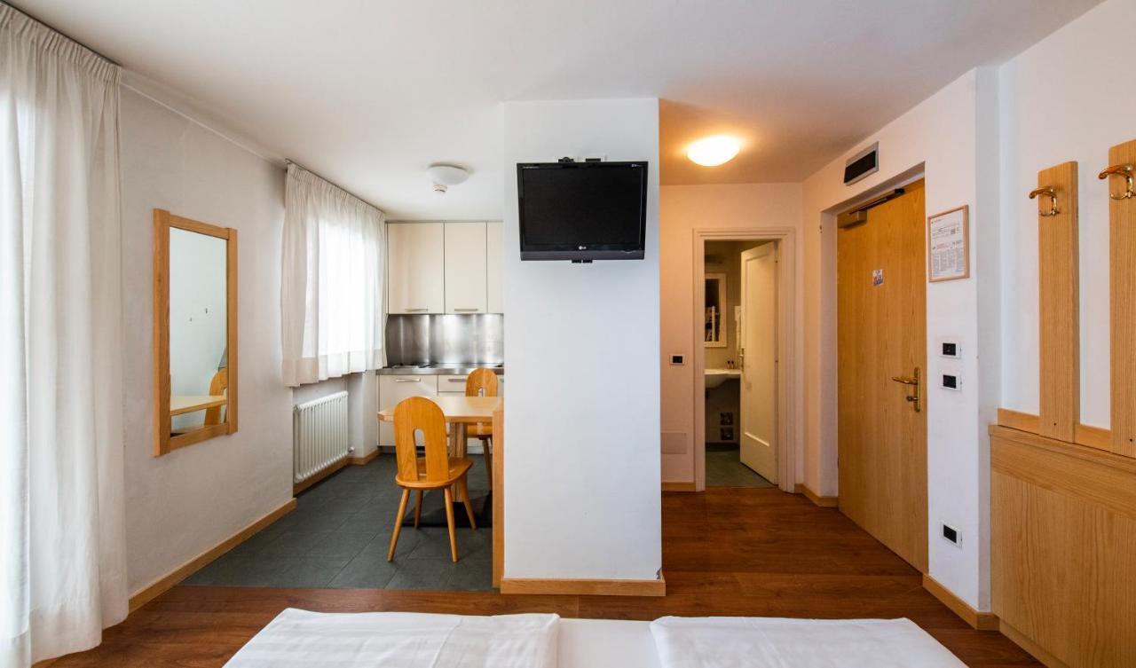 Economy Studio (2 Erwachsene)