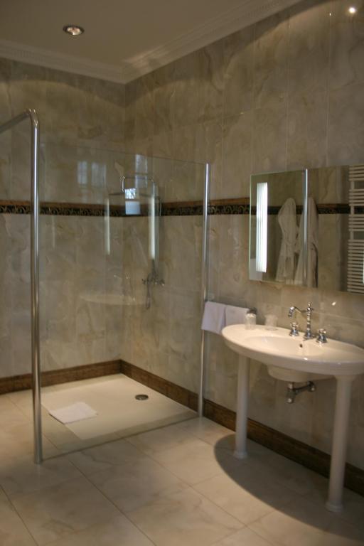 Luxe Double or Twin Room,21748071:JPEG