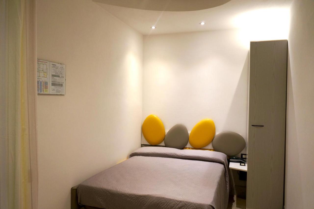 Economy Double Room With French Bed,992344459:JPEG