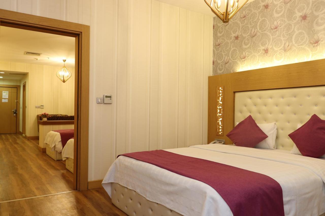 Dreibettzimmer