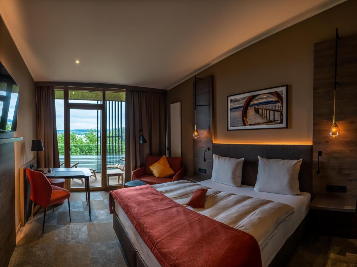 Double Room with Balcony,995389264:JPEG