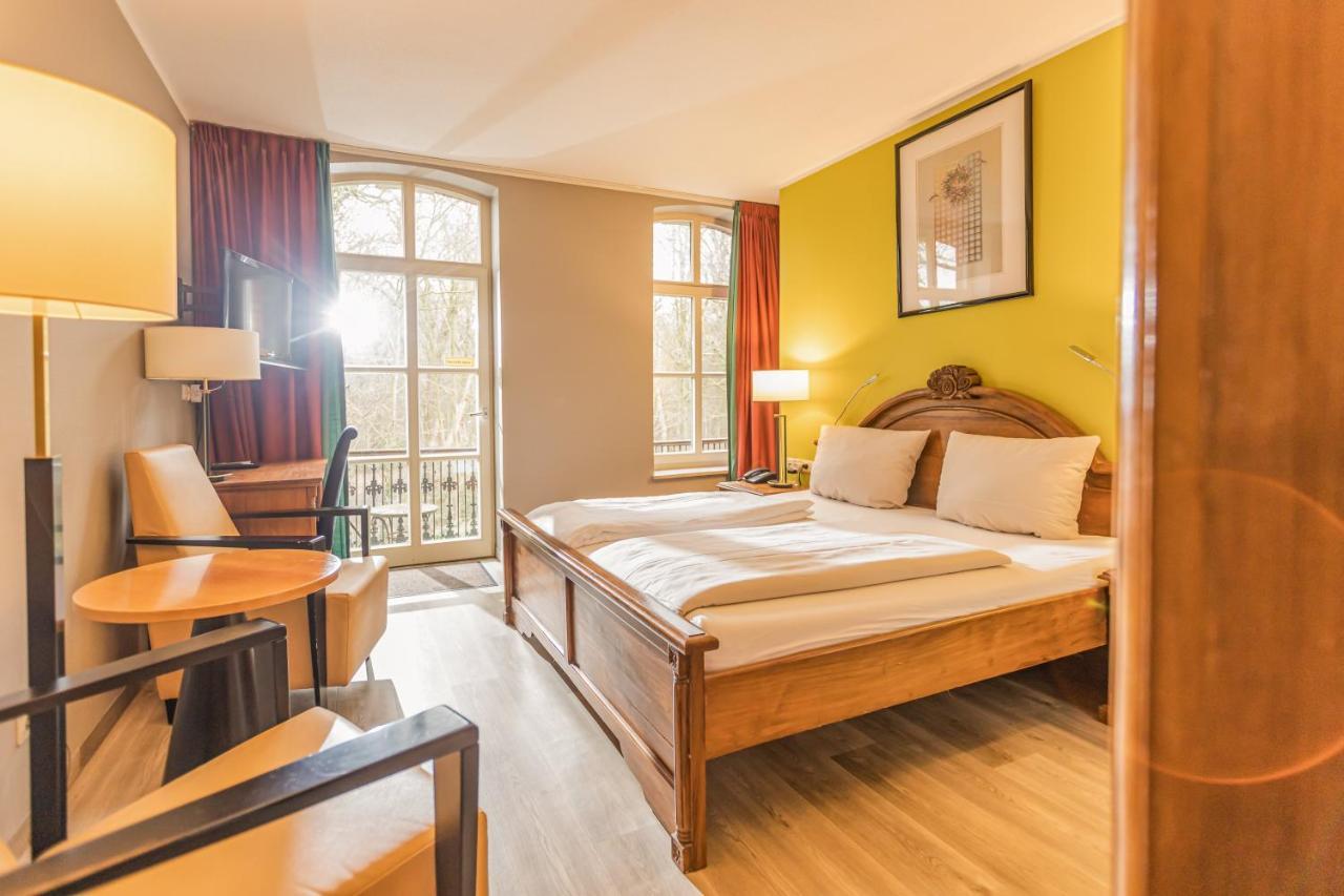 Standard Double Room,996573445:JPEG