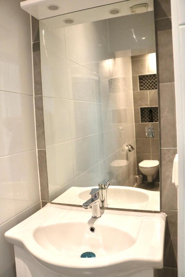 Driepersoonskamer met Eigen Badkamer