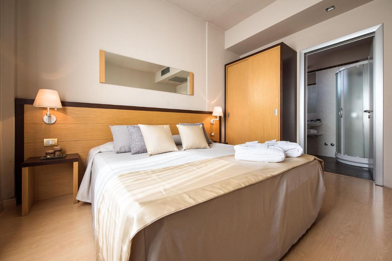 Triple Room,999026433:JPEG