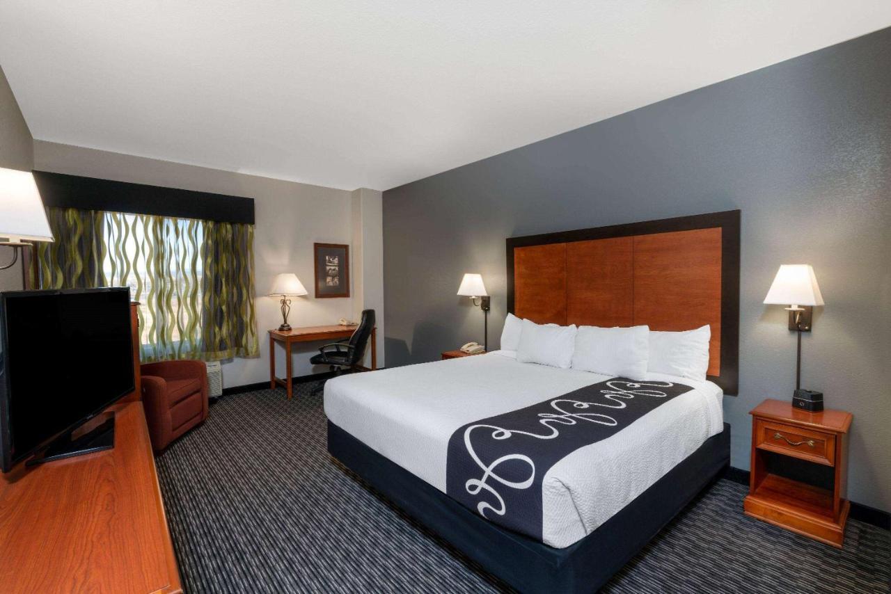 Deluxe King Room with Sofa Bed
