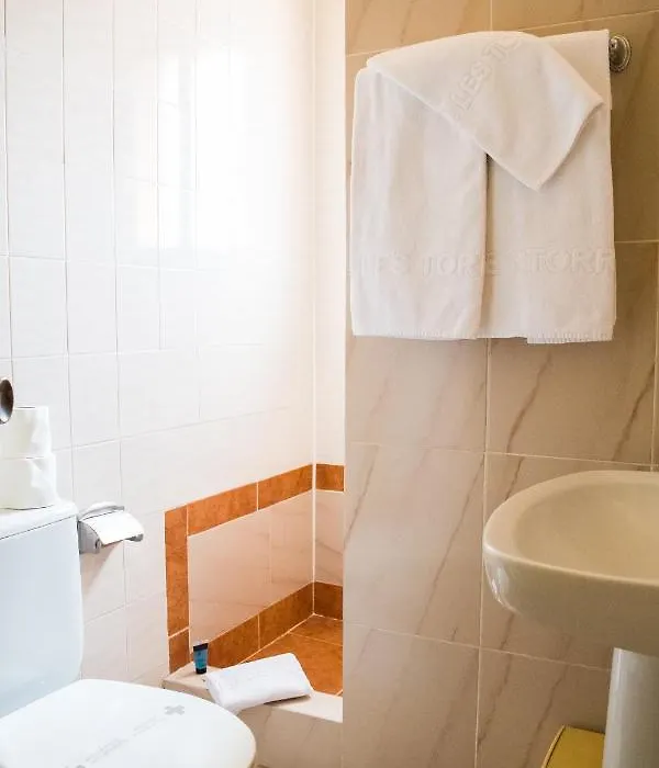 Hostal Las Torres-1