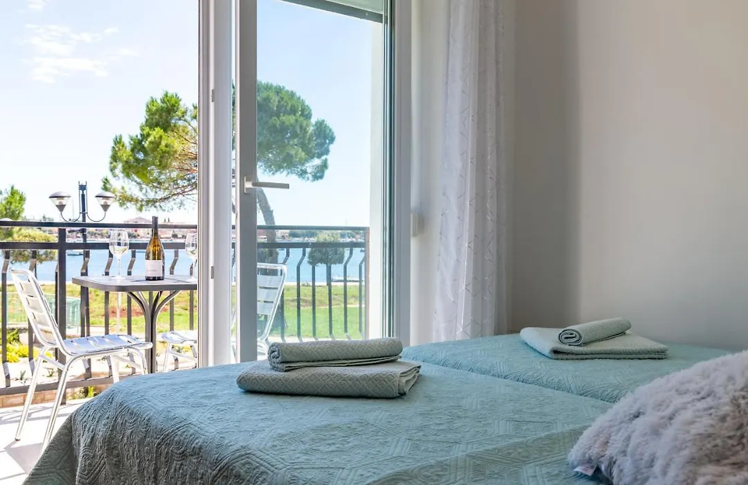 Villa Umag Seafront-1