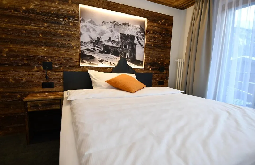 Hotel Elite-1
