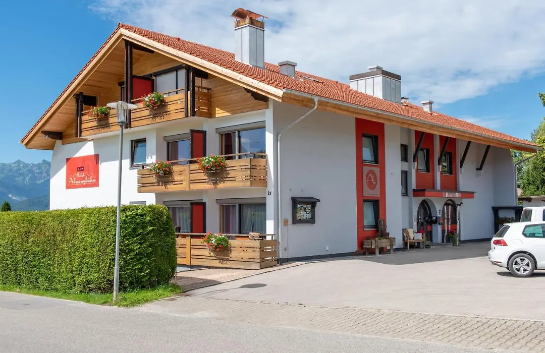 Hotel Alpenglühn-1