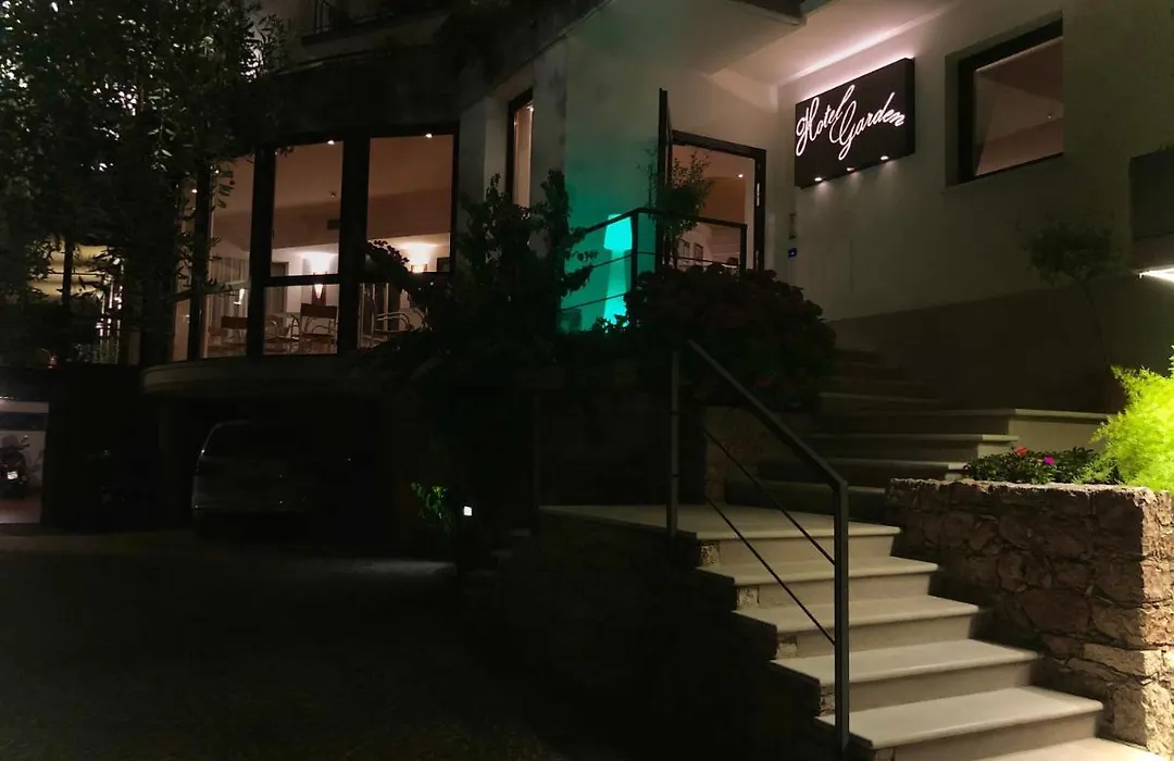 Hotel Garden-1